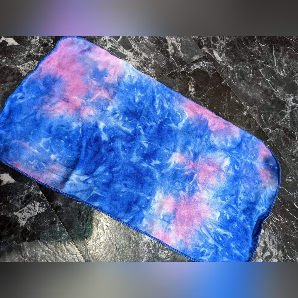 Cozy burp cloths tie dye